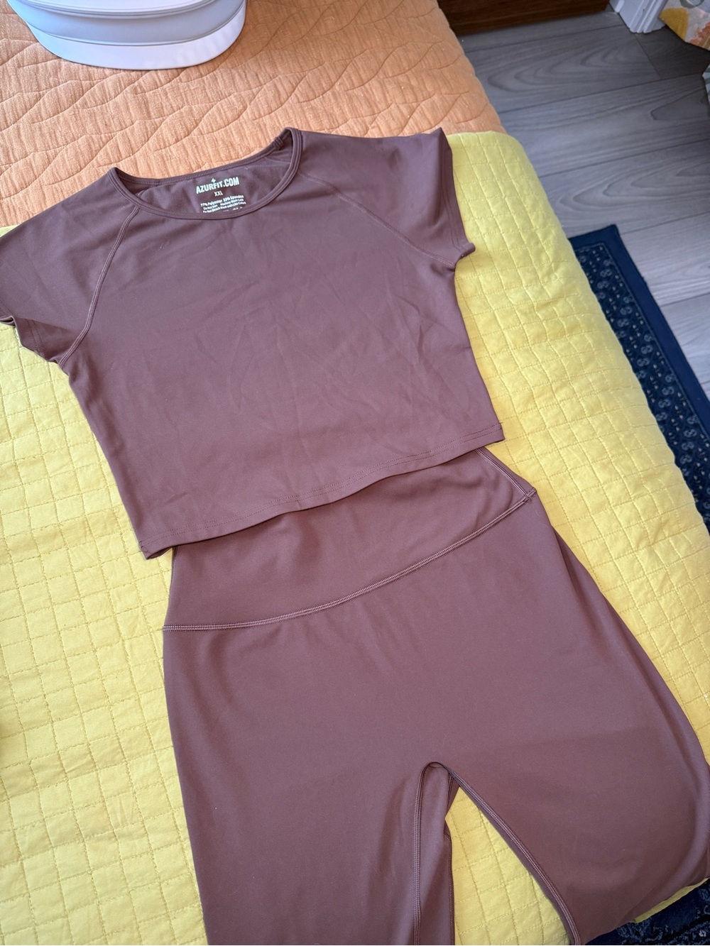 Azur Fit Chocolate Brown High-Rise Leggings & Crop Top Set